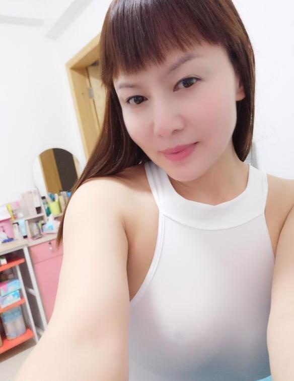 南山冰冰，熟女川妹子