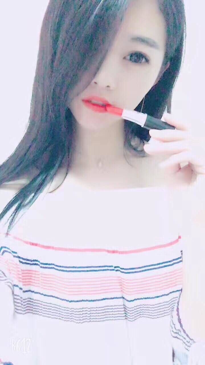 济南约会高颜女神宝宝，脸蛋嫩身材棒