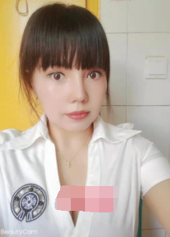 深圳风骚的大波兼职楼凤少妇