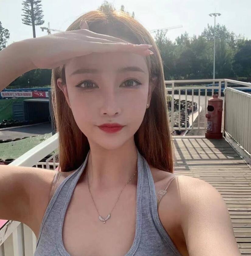 能3通的完美小妹