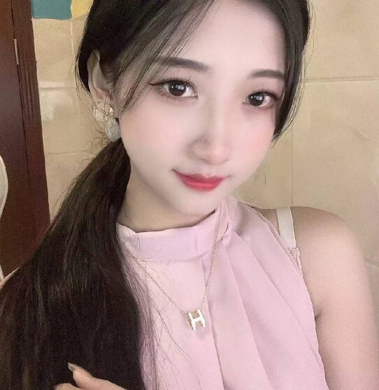 莫愁大厦颜值不错的小娟