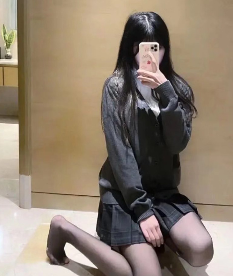 天河智慧城B出口附近的朵朵