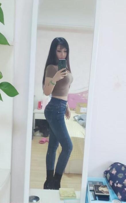 秦淮服务系巨乳朵朵