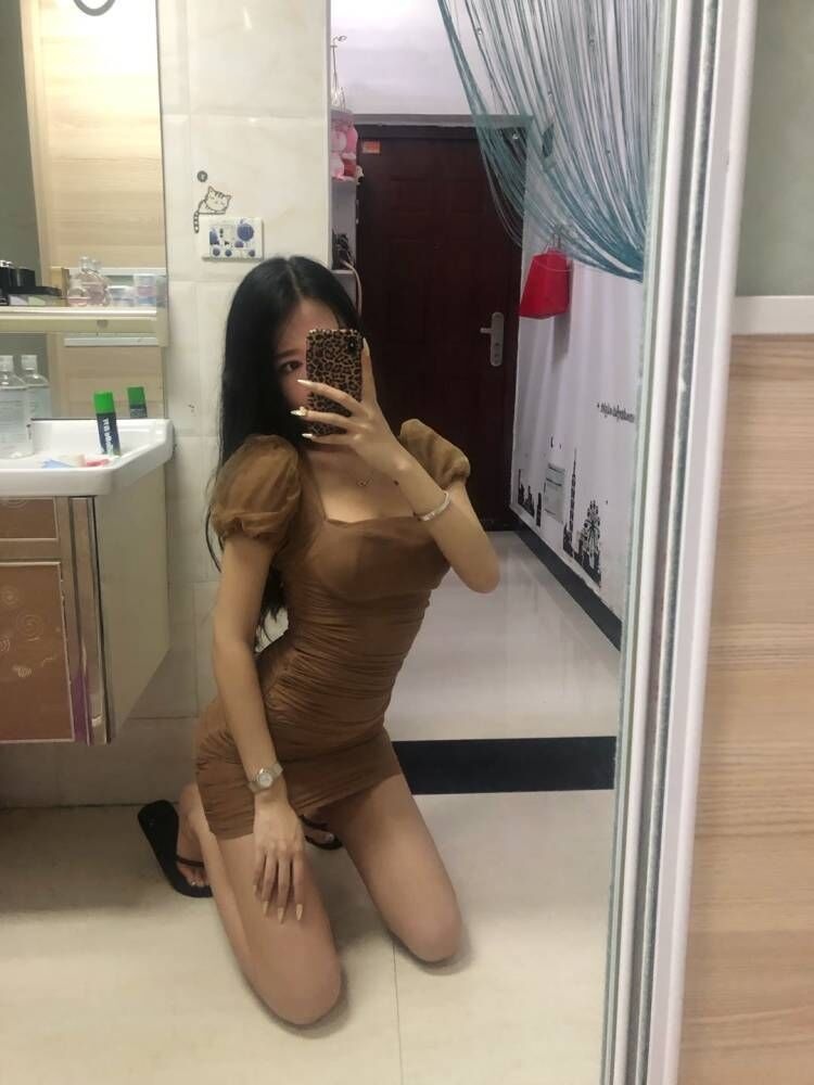 西安体验龙首原大胸妹子