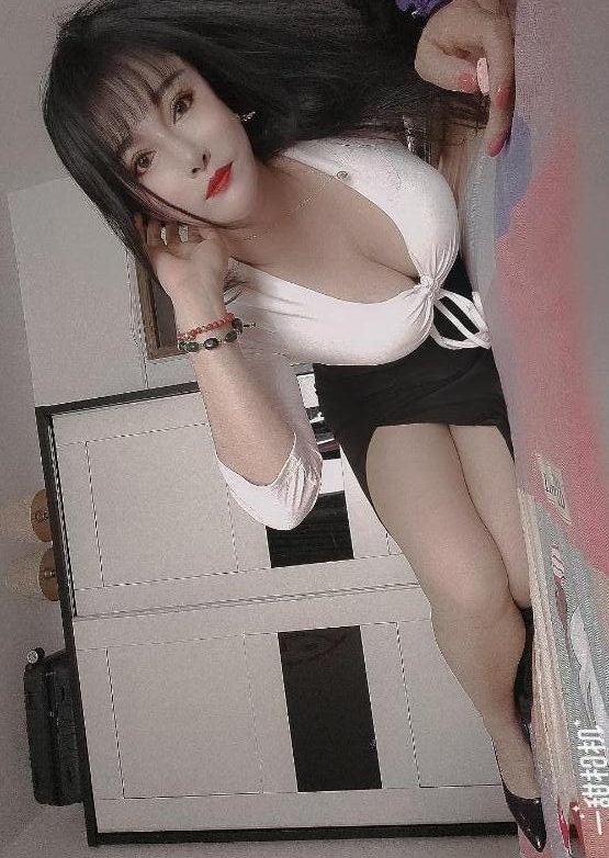 真实的大胸少妇