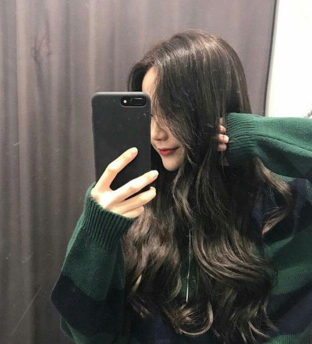 充满学生气息的小妹妹