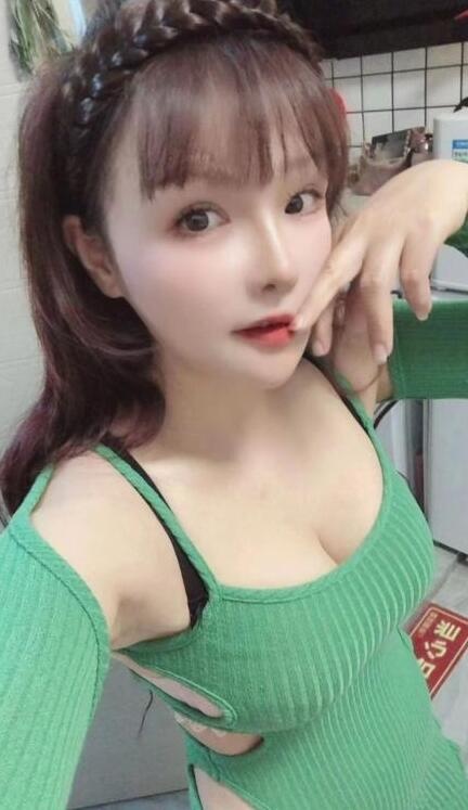可以多P的奶兔妹