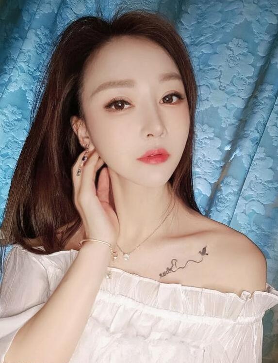 风骚御姐系的妹子