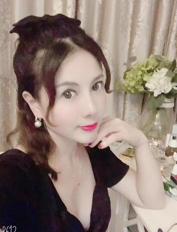 服务超爽嫩美人
