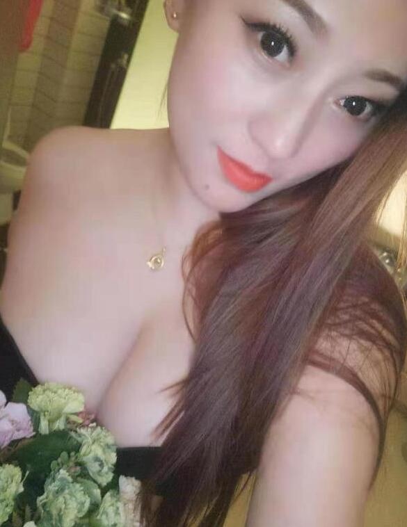 体验秦淮二球大奶骚妇