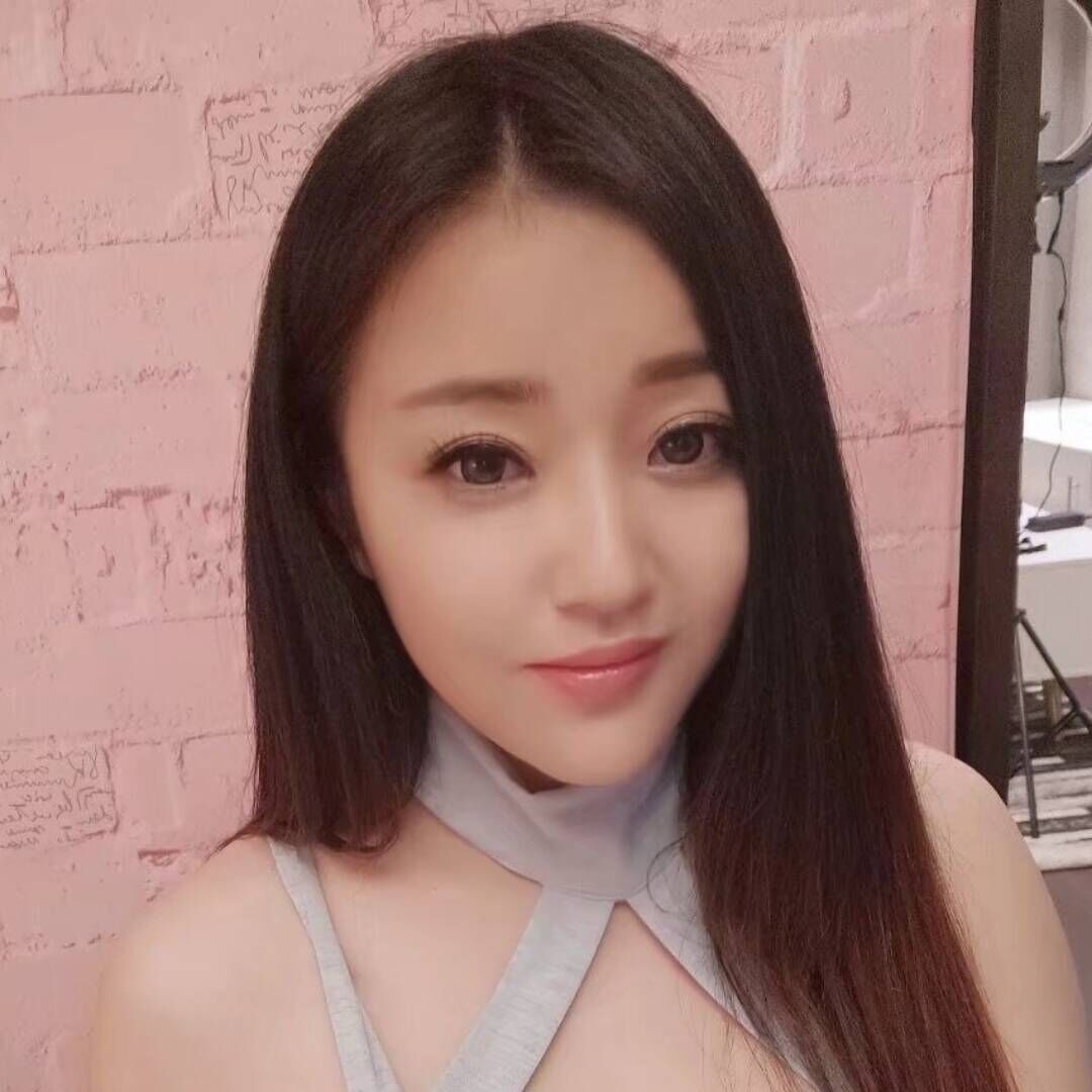 西湖大胸妹子，胸大服务好