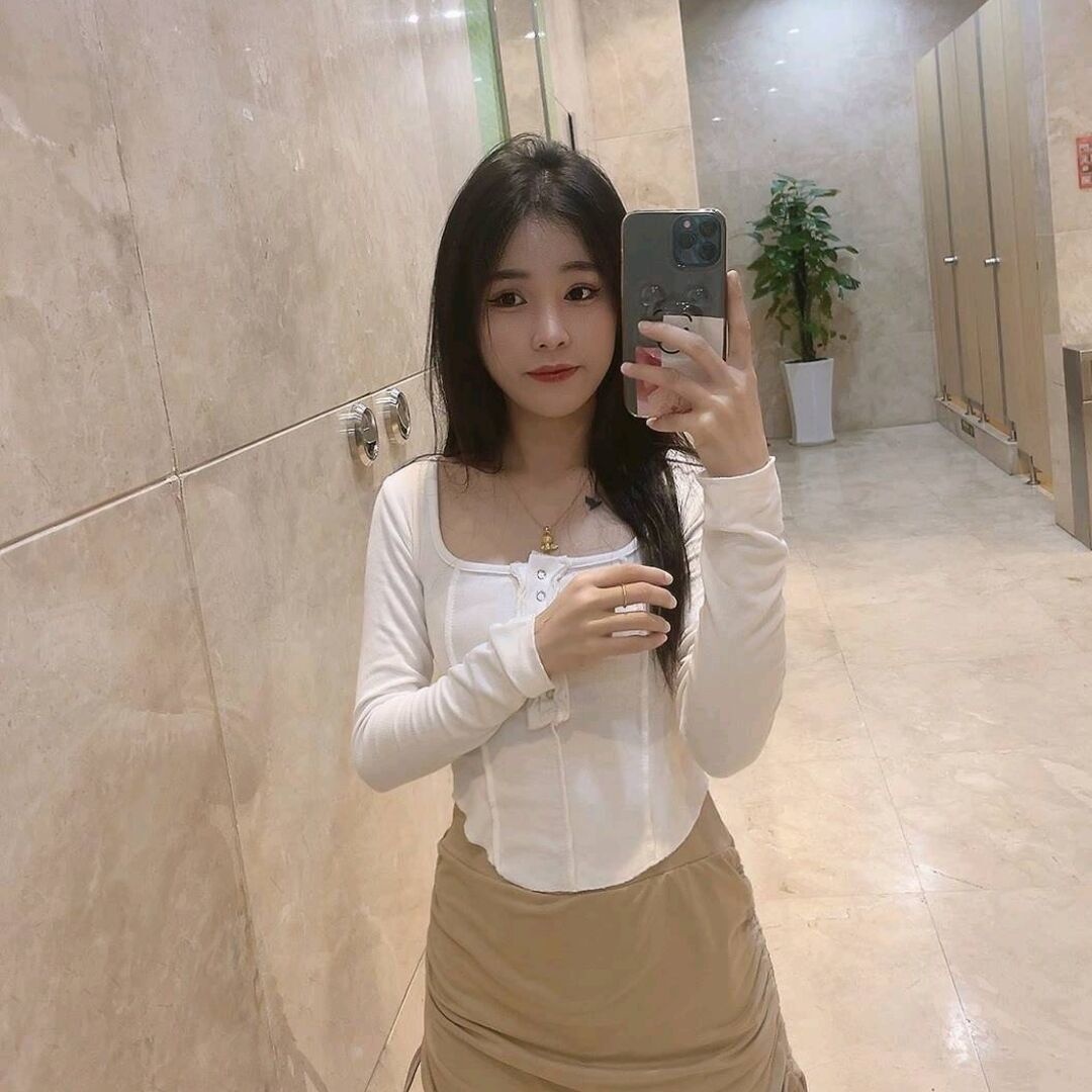 可爱乖巧的妹妹