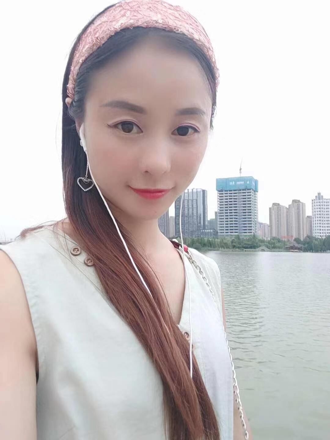 大兴亦庄三通美女