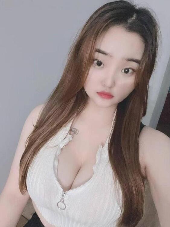 天河圆润薇薇