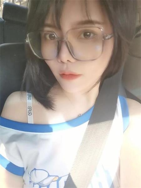 黄浦琪宝