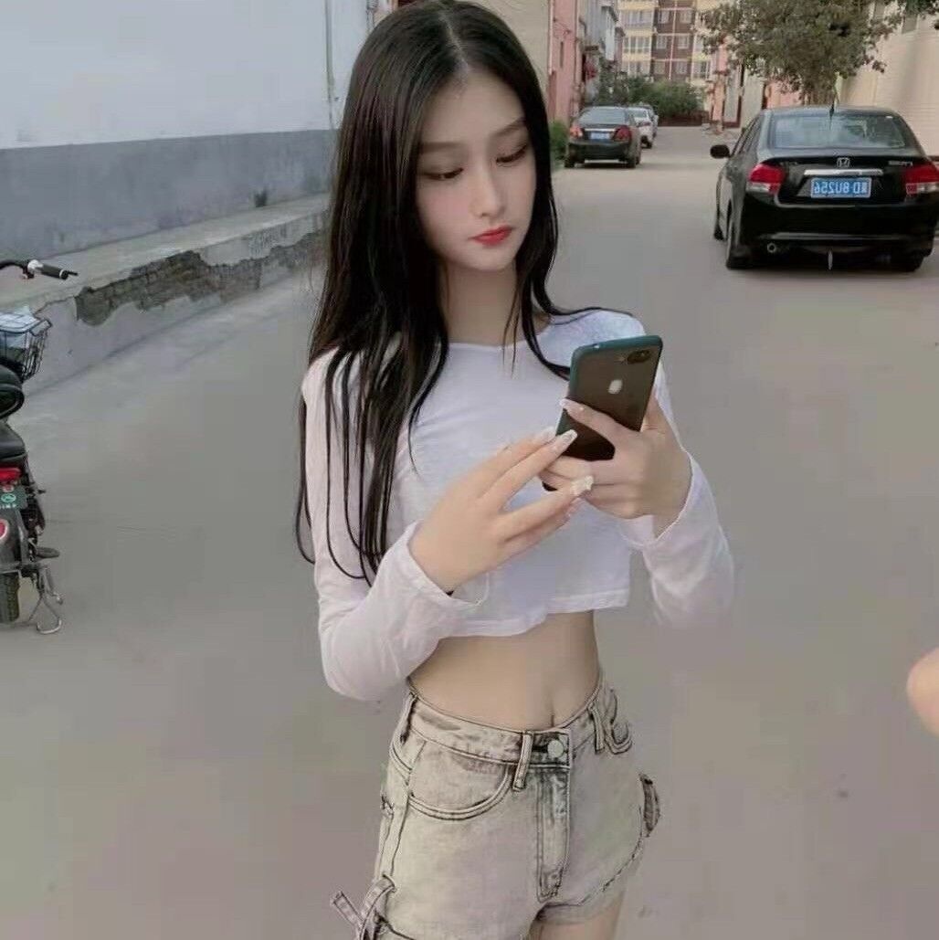 性价比高身材好的妹子