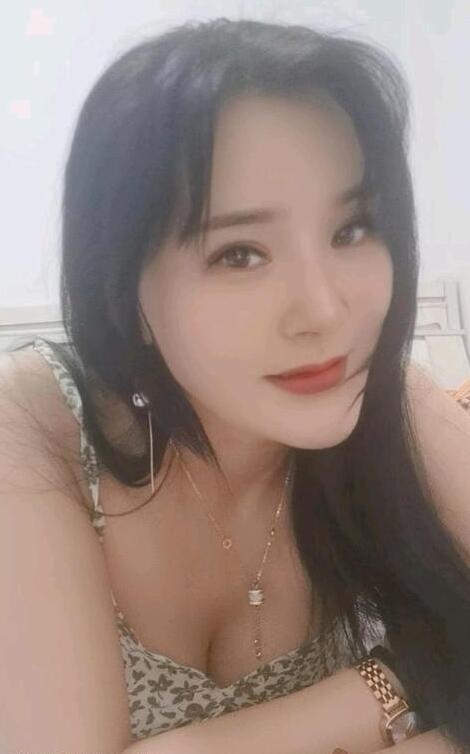 霓虹小米儿