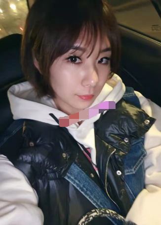 短发妹子