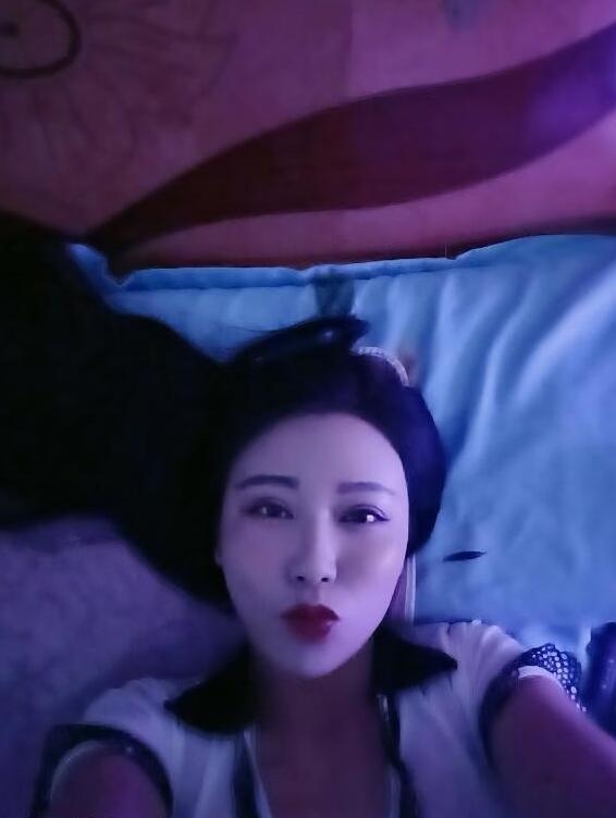 小草姐姐