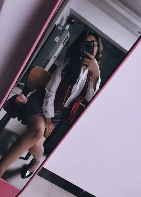 花都身材不错的珍儿