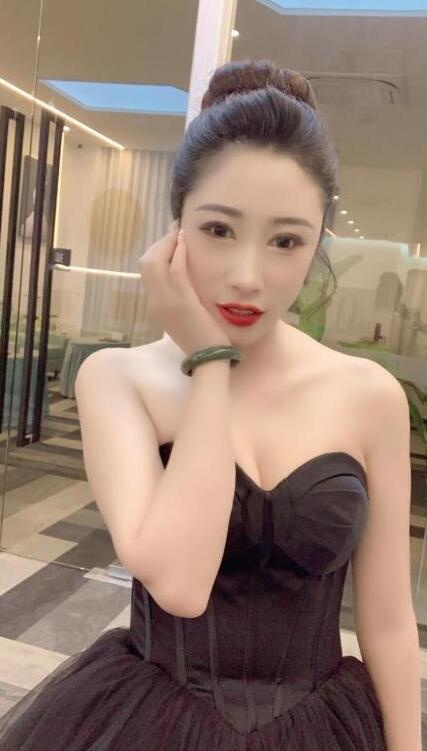 越秀良家小美女