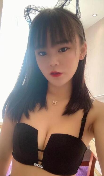 零零后小可爱