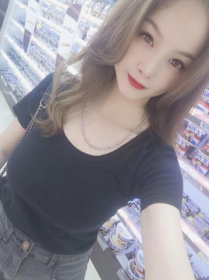 包河区李蕾