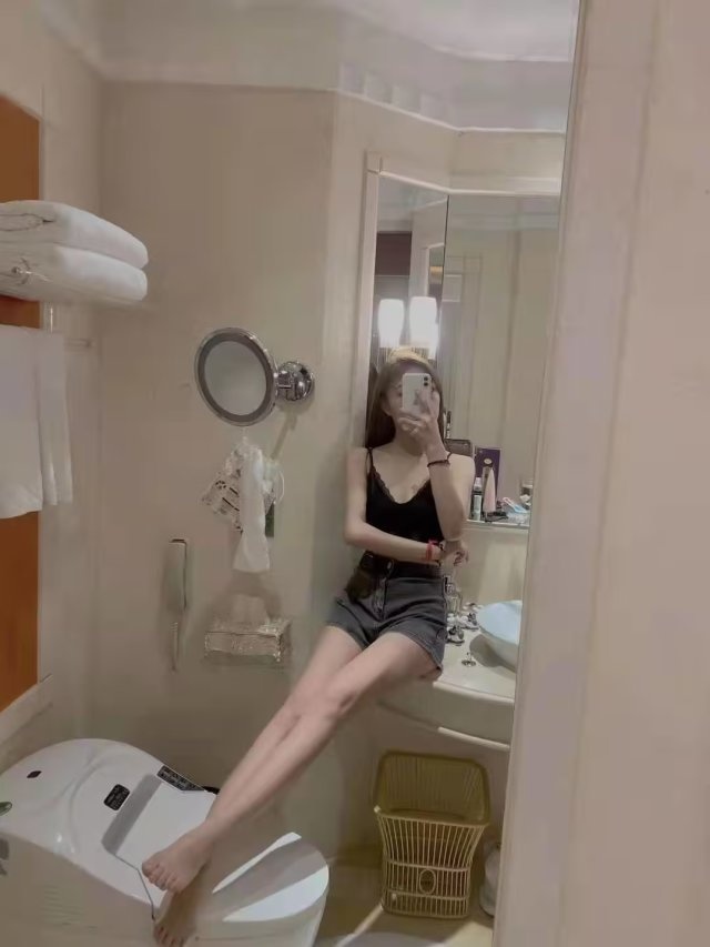 普陀娇小妹子
