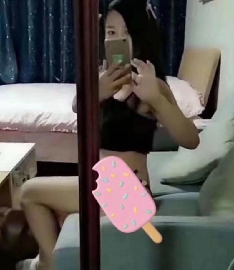 小奶牛激情肉搏