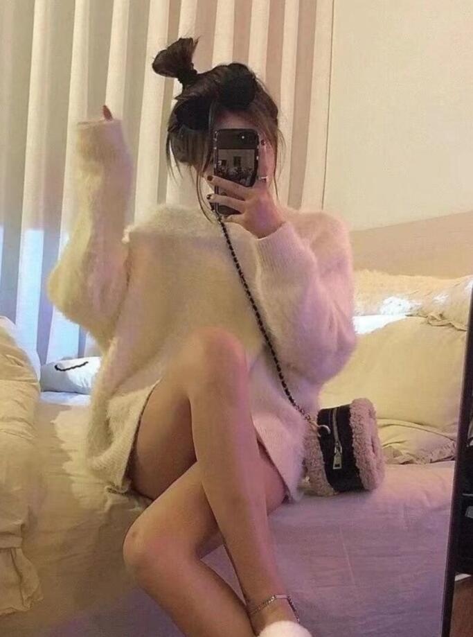 小妹足交爽的很