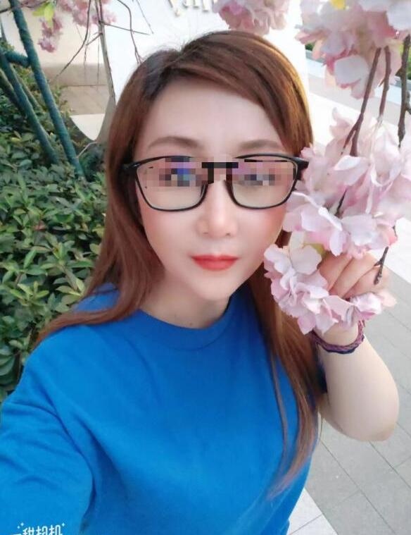 轻熟女青山忧忧