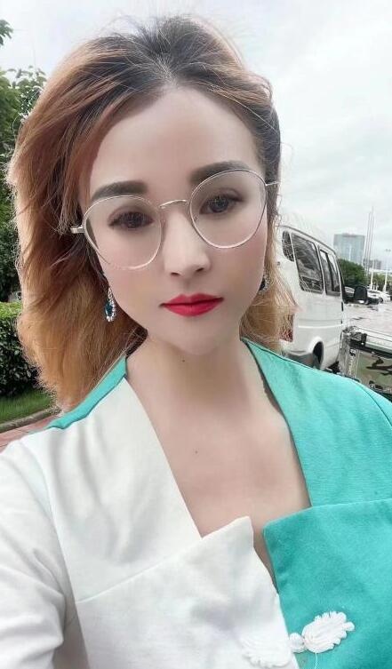 汉阳三T小嫂子