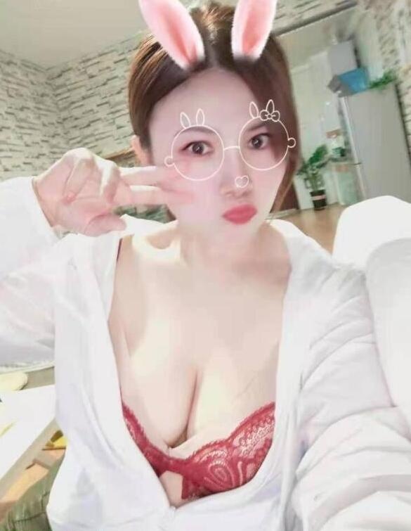 丰满少妇姐姐