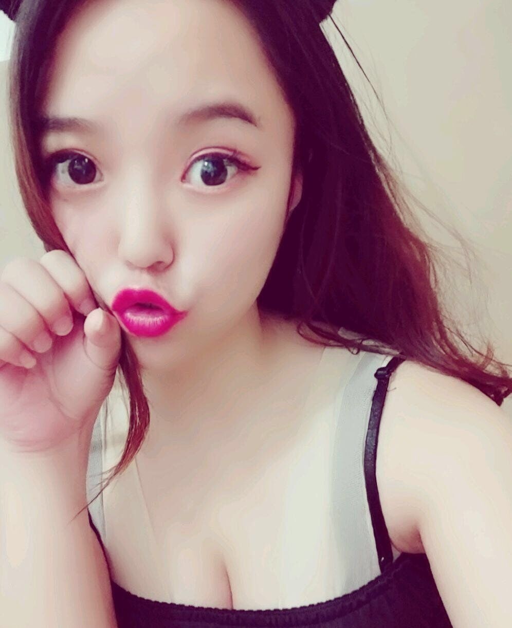 微胖小护士，可以去酒店