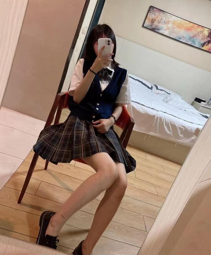 合肥00后嫩妹