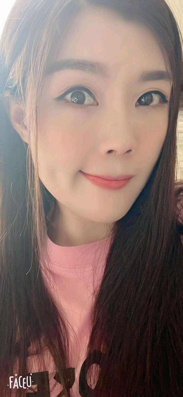 下沙会所出身小骚货
