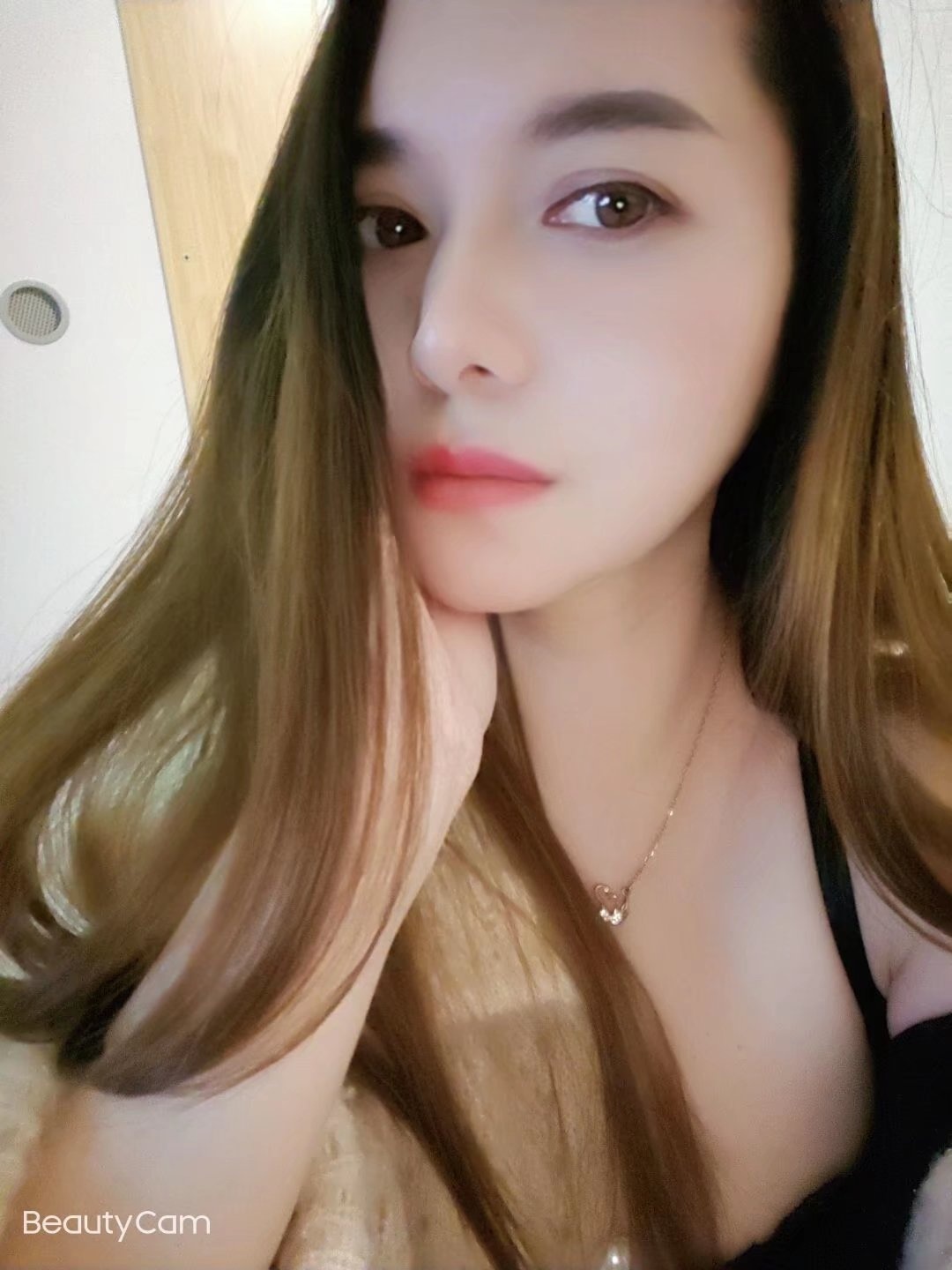 滨江妹子