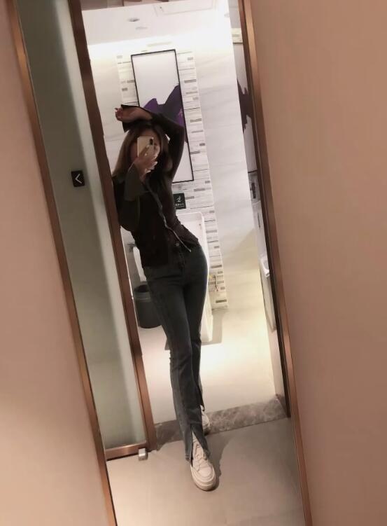 天津红衫女