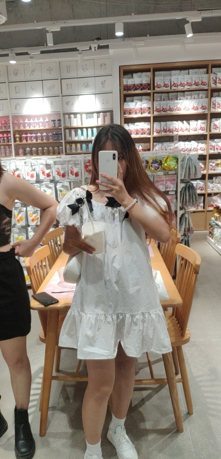 宝山小骚货娜娜