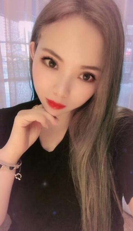 大胸服务系妹妹
