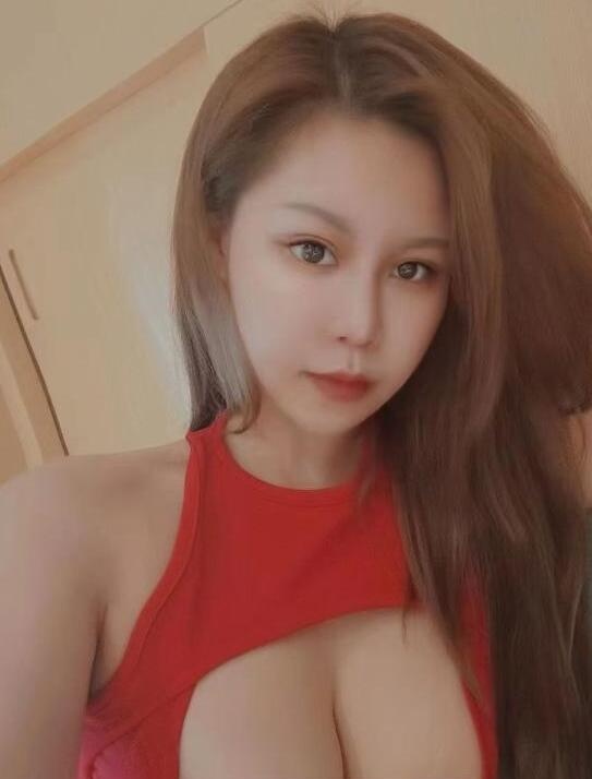 大胸艾米