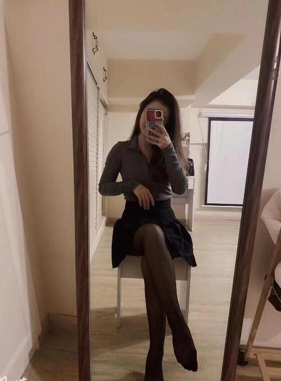 二刷长腿妹萌萌