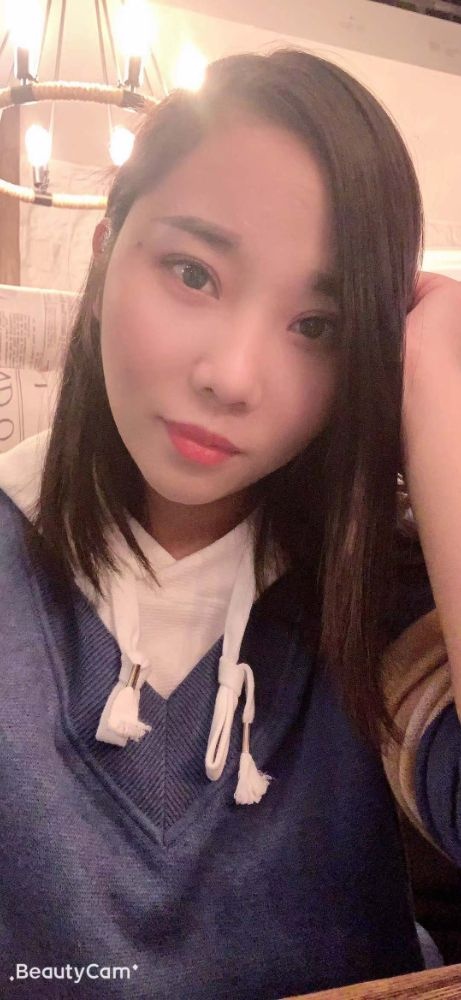 自聊自做的人妻少妇