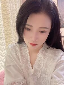 二刷小女友斯雯
