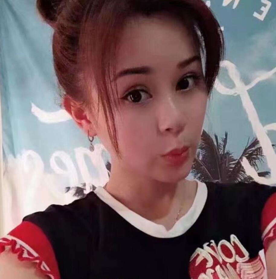 成都小可爱梦梦