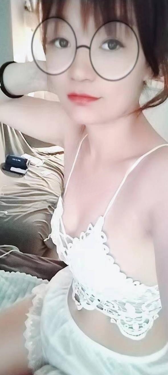 天河年轻小妞