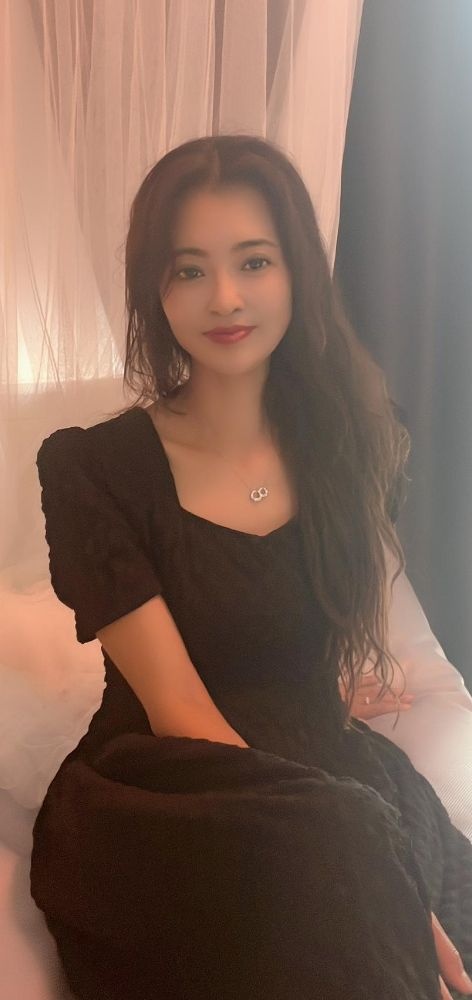 海珠高挑少妇
