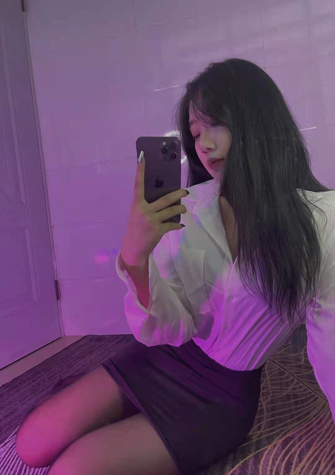 很年轻的小姐姐