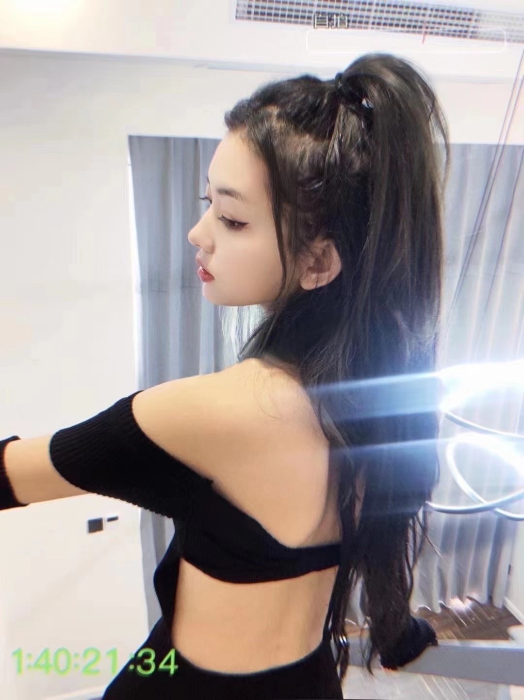 年轻貌美的嫩妹