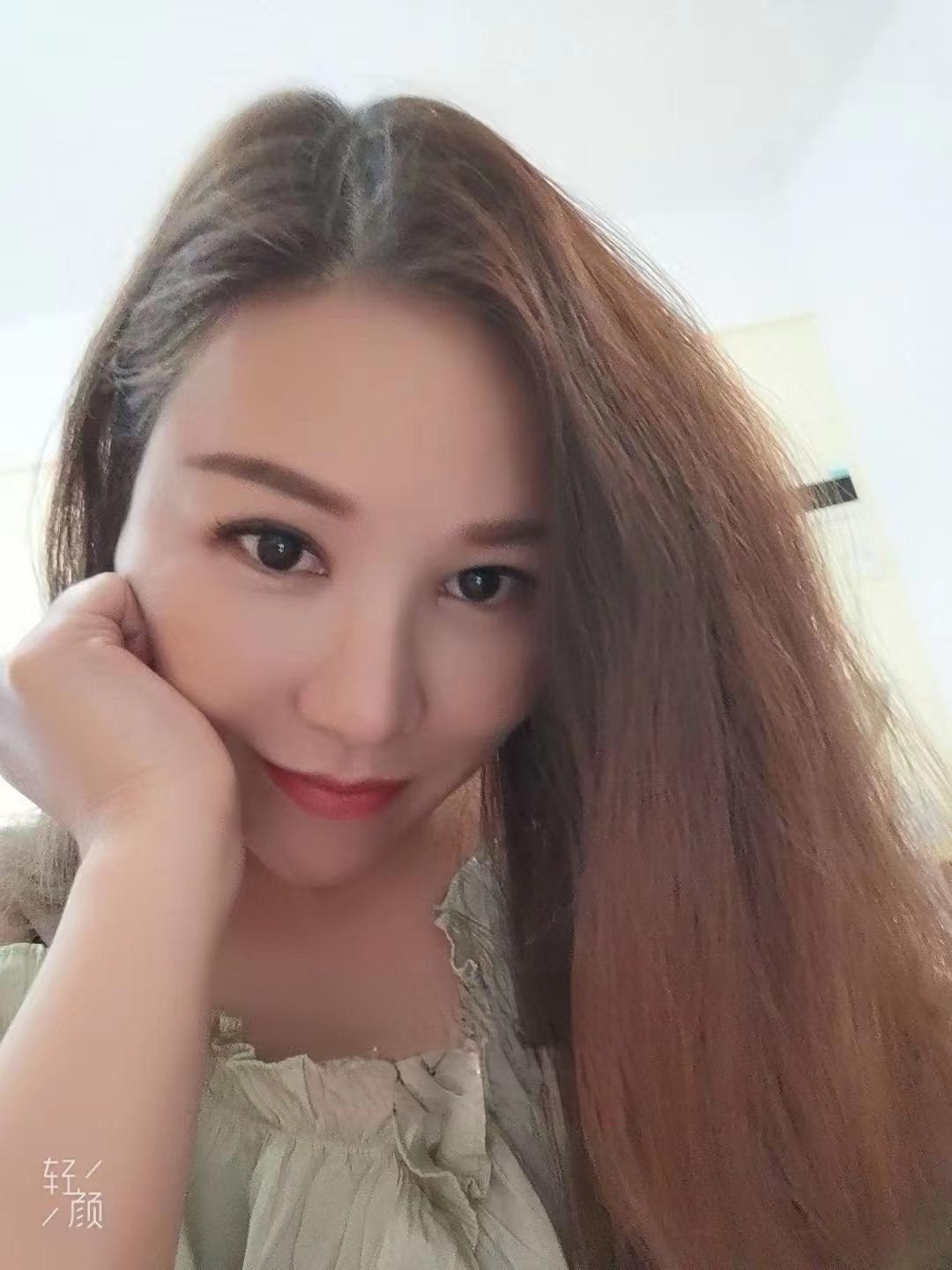 骚气冲天的高新 娜娜